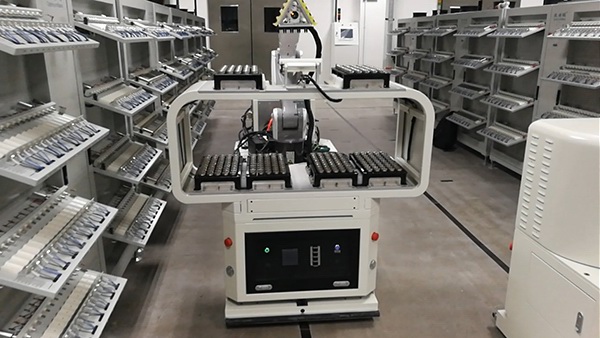 MZ07L搭载AGV电池检测自动化
